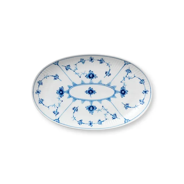 Kgl. Porcelæn Musselmalet Riflet asiet 23,5 cm