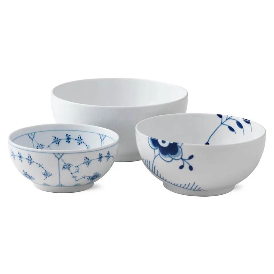 Kgl. Porcelæn Gift with History skålesæt 3 stk riflet