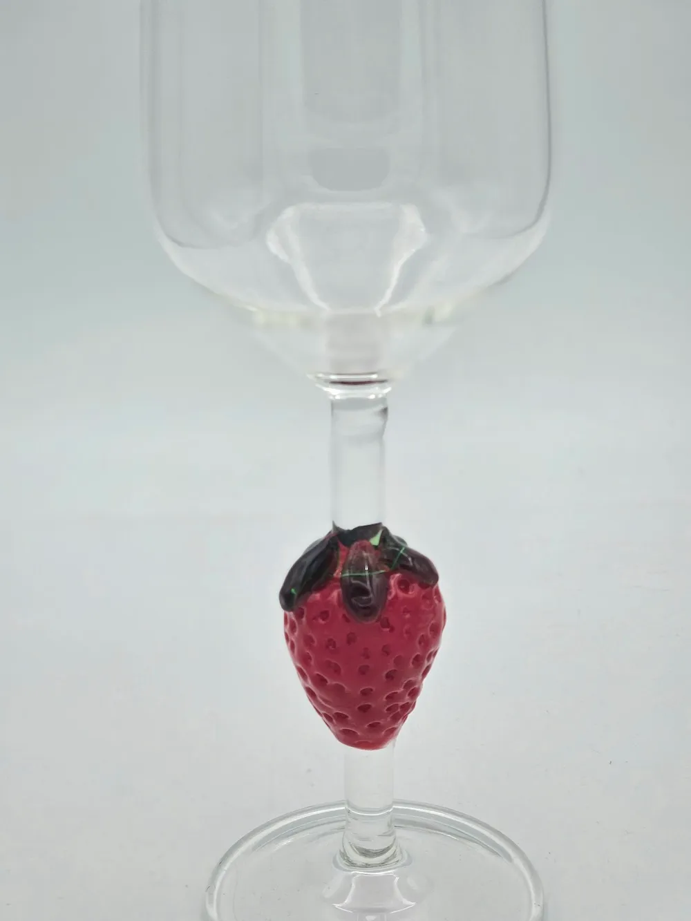 Les Ottomans Fragola vinglas formet jordbærglas