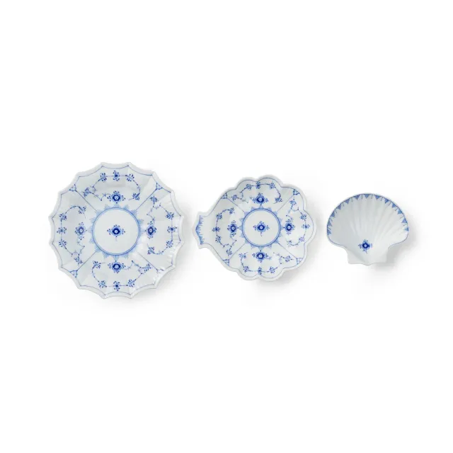 Kgl. Porcelæn Musselmalet Riflet serveringssæt 17,5/15,5/10,5 cm 3 stk