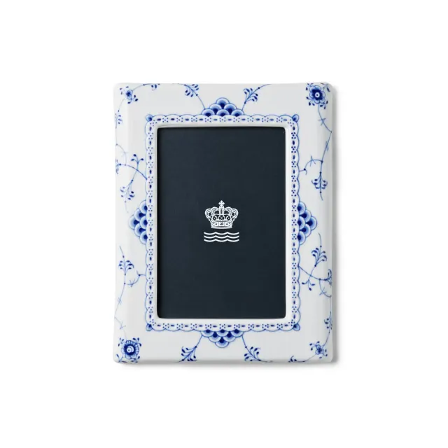 Kgl. Porcelæn Musselmalet Halvblonde billedramme 21 cm hvid