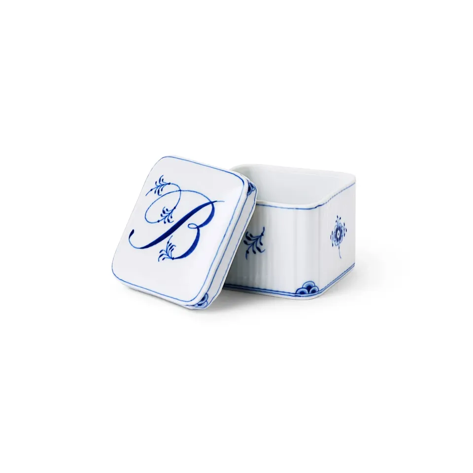 Royal Copenhagen Alfabet B bonbonniere 13 cl firkantet