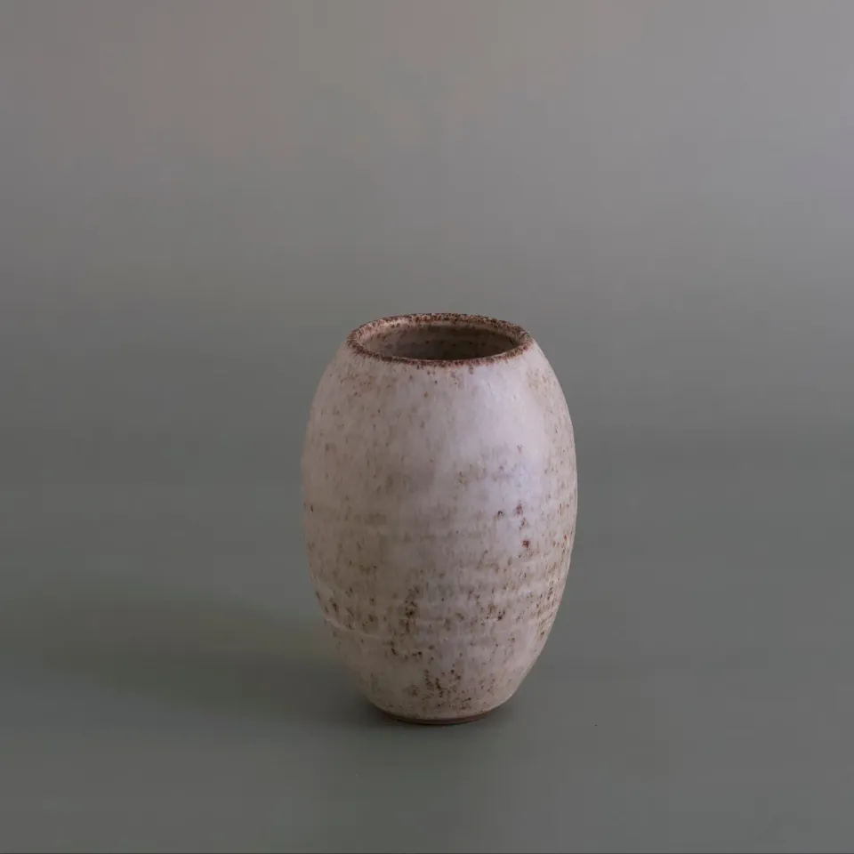 Odd Boys Ceramic Odd mini vase off white mat