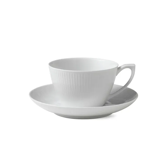 Kgl. Porcelæn Hvid Riflet kop med underkop 28 cl hvid
