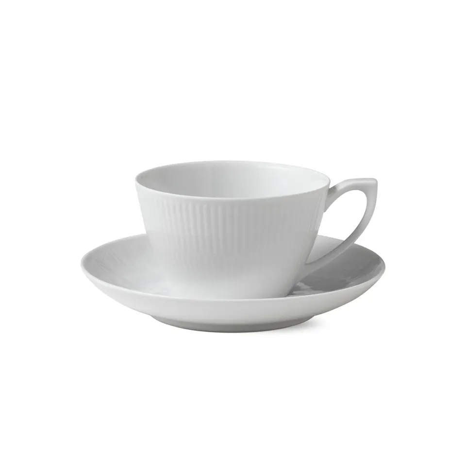 Kgl. Porcelæn Hvid Riflet kop med underkop 28 cl hvid