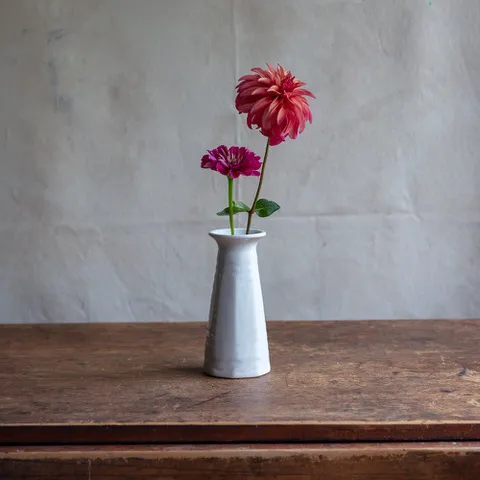 1882-Ltd Cirrus Vase 1 vase stentøj hvid håndlavet