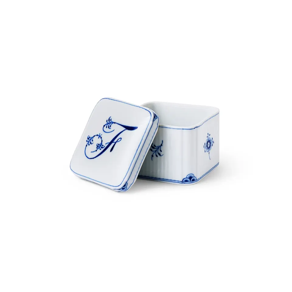 Royal Copenhagen Alfabet bonbonniere F 13 cl personlig gave