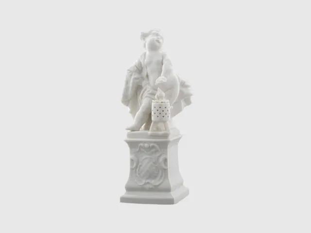 Nymphenburg Putto Winter figur elfenbein glasiert klassisk