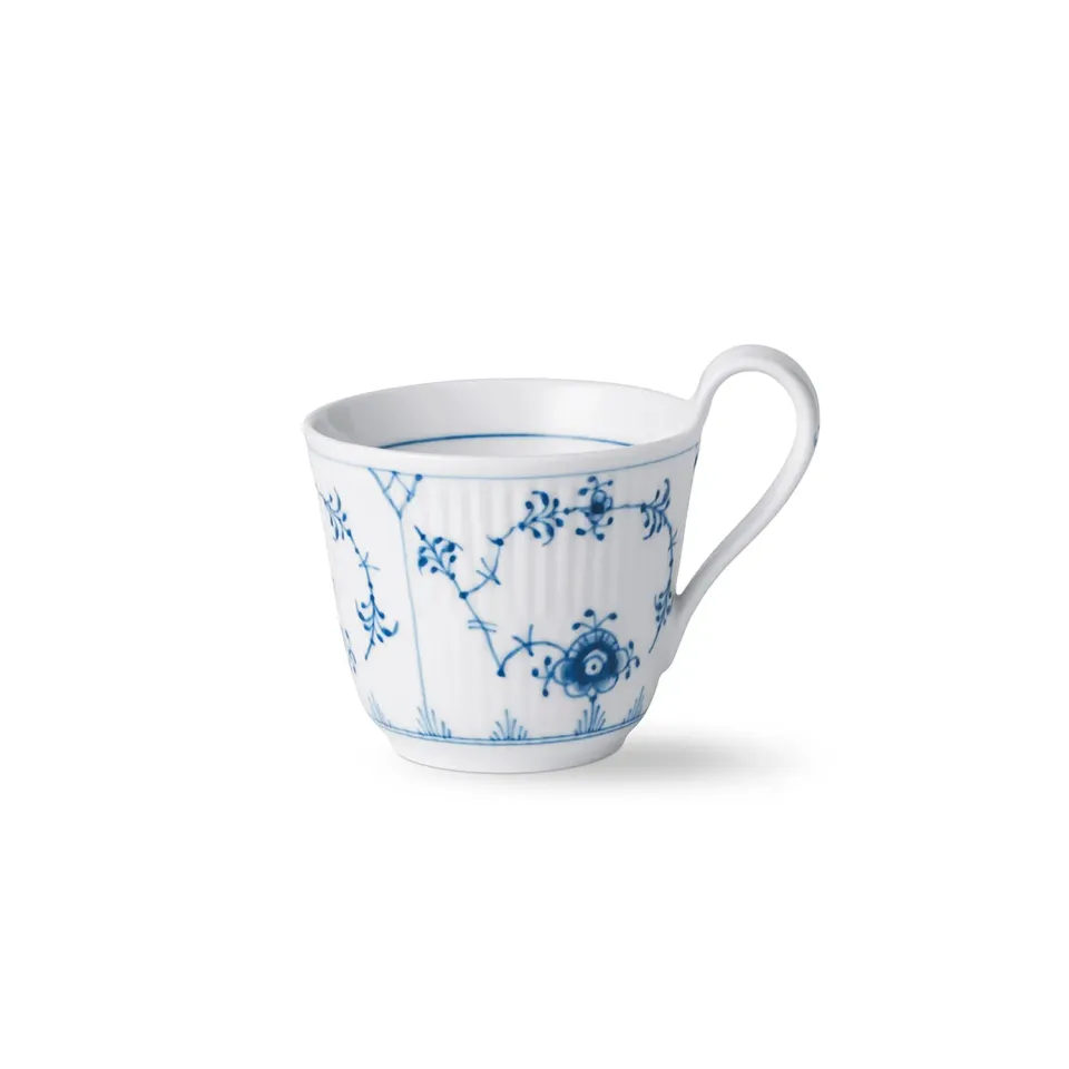 Kgl. Porcelæn Musselmalet Riflet højhankskop 24 cl