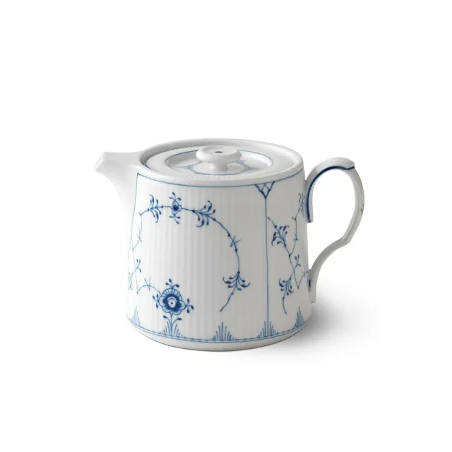 Kgl. Porcelæn Musselmalet Riflet tekande 75 cl