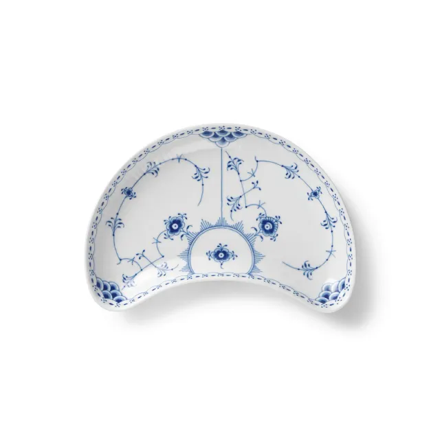 Kgl. Porcelæn Musselmalet Halvblonde fad 22 cm halvmåne
